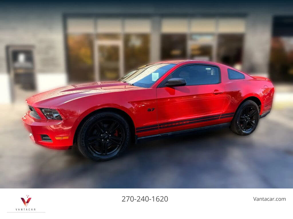 2011 Ford Mustang V6 Premium Coupe RWD
