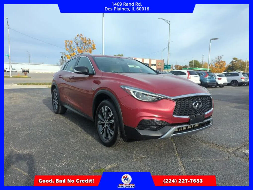 2018 INFINITI QX30 Luxury AWD