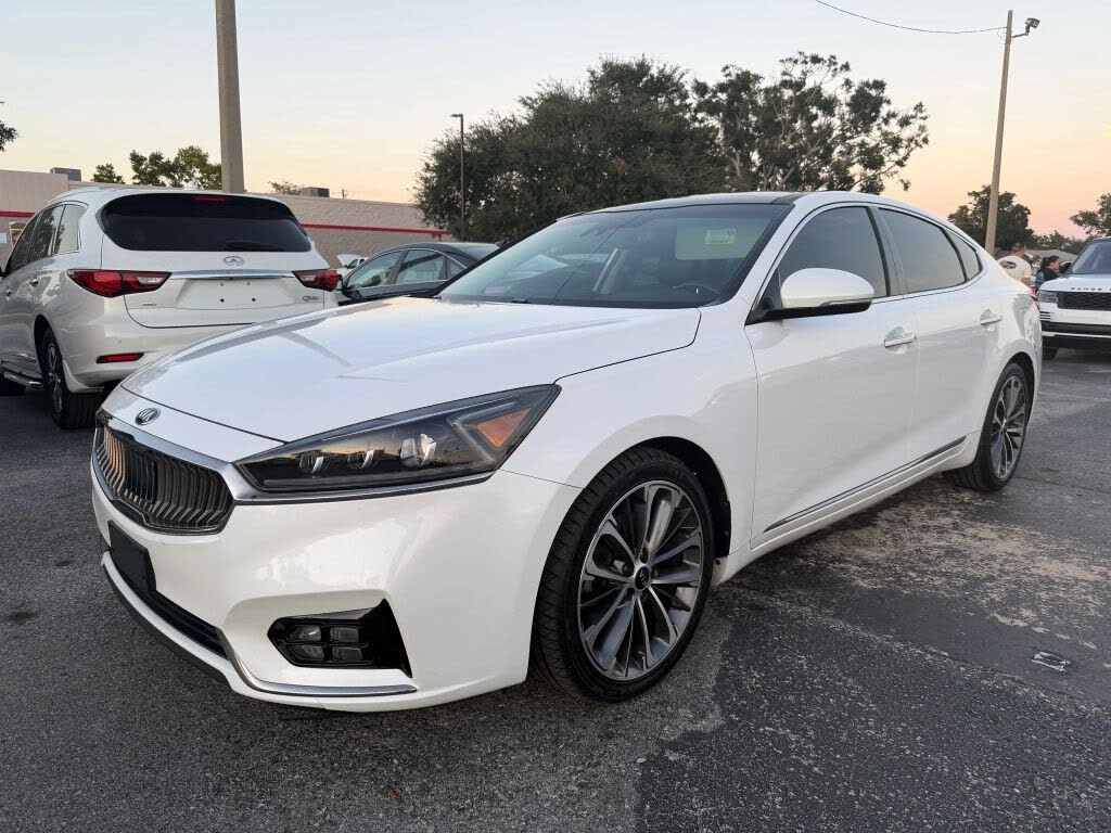 2018 Kia Cadenza Technology FWD