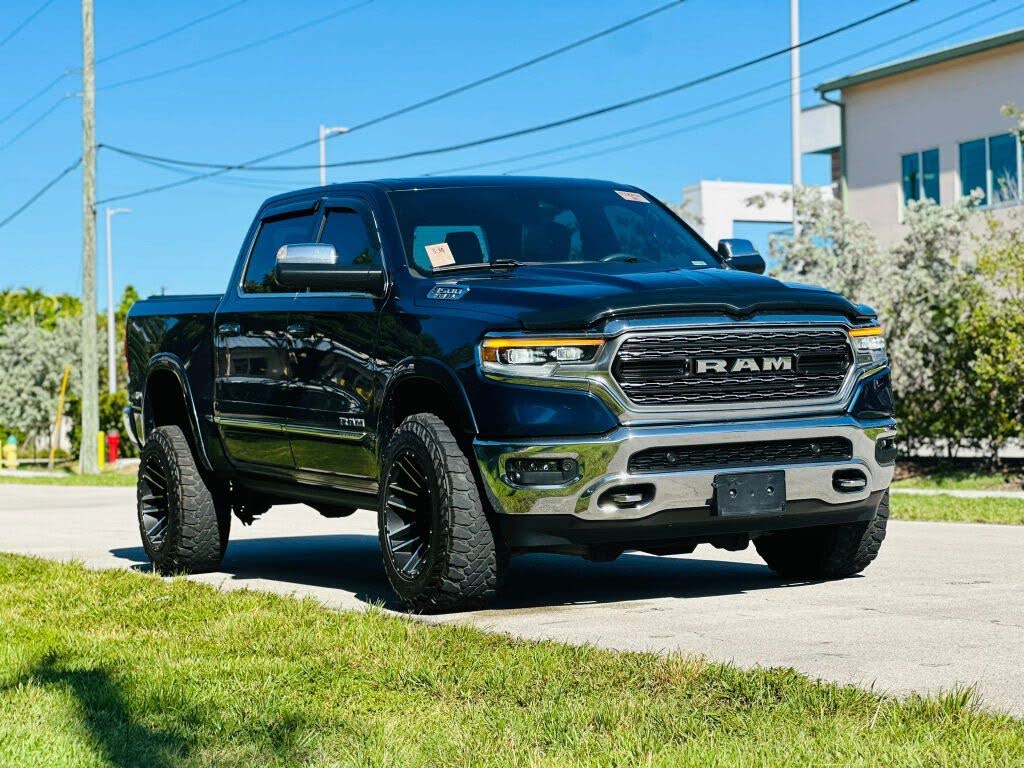 2019 RAM 1500 Limited Crew Cab 4WD
