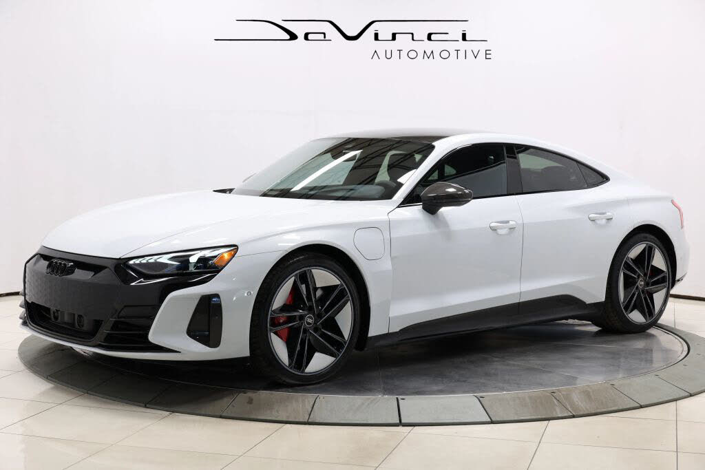 2022 Audi RS e-tron GT quattro AWD