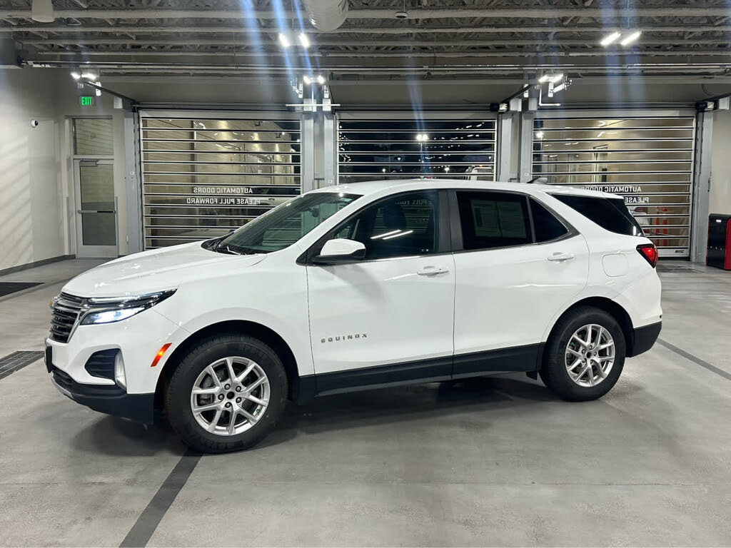 2023 Chevrolet Equinox LT AWD with 1LT