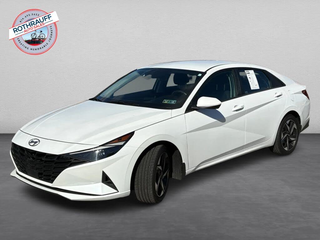 2023 Hyundai Elantra SEL FWD