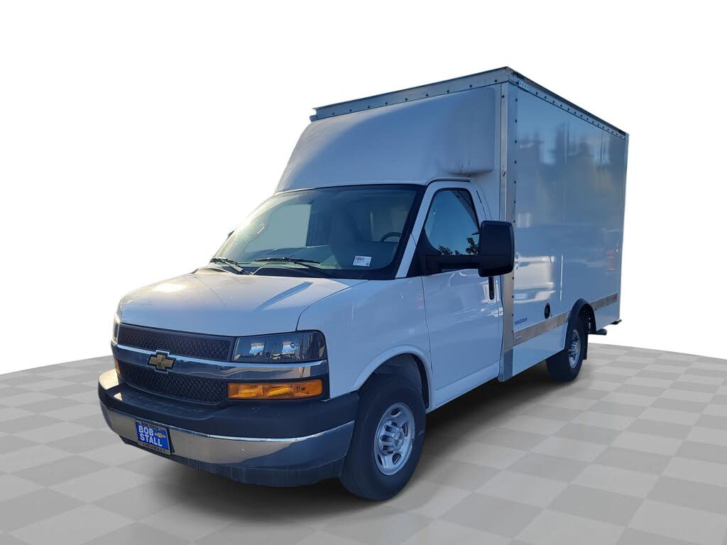 2024 Chevrolet Express Chassis 3500 Cutaway 139