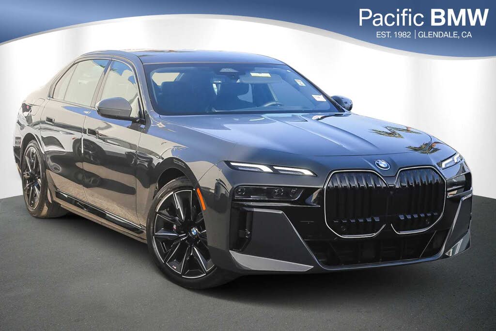 2025 BMW 7 Series 750e xDrive