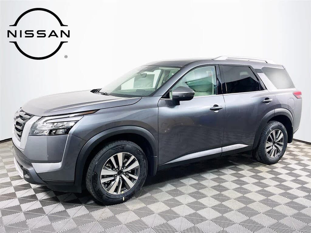 2025 Nissan Pathfinder SL 4WD