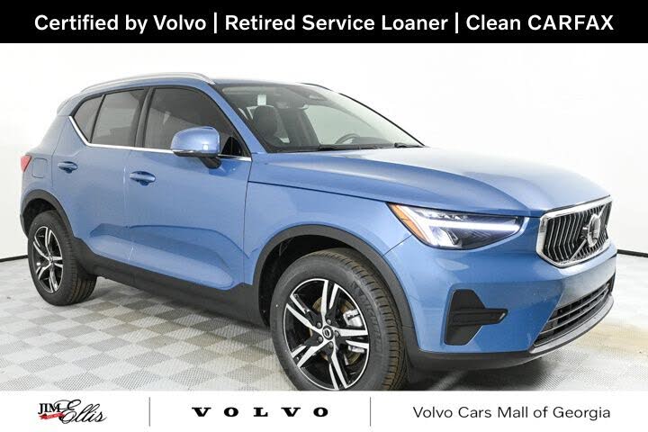 2025 Volvo XC40 B5 Core Bright Theme AWD