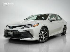 Toyota Camry Hybrid XLE FWD