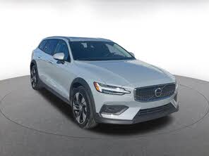 Volvo V60 Cross Country B5 Plus AWD