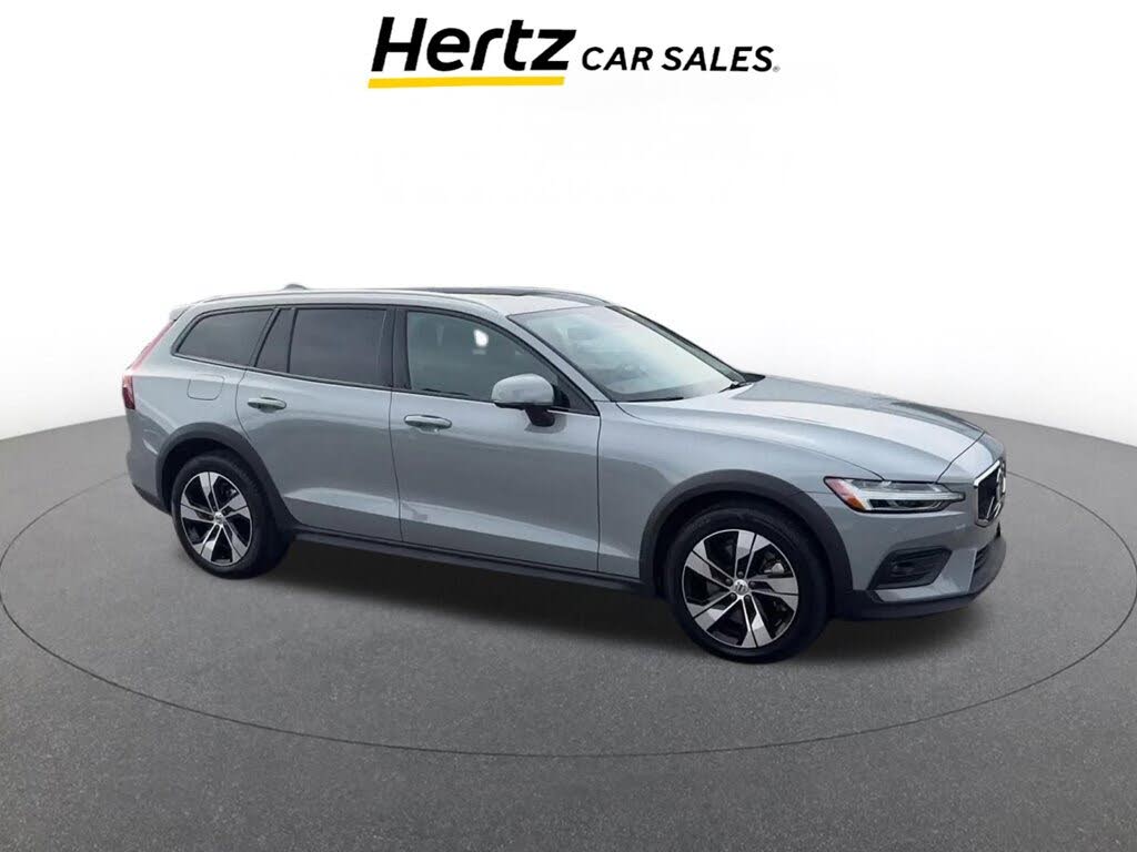 2025 Volvo V60 Cross Country B5 Plus AWD