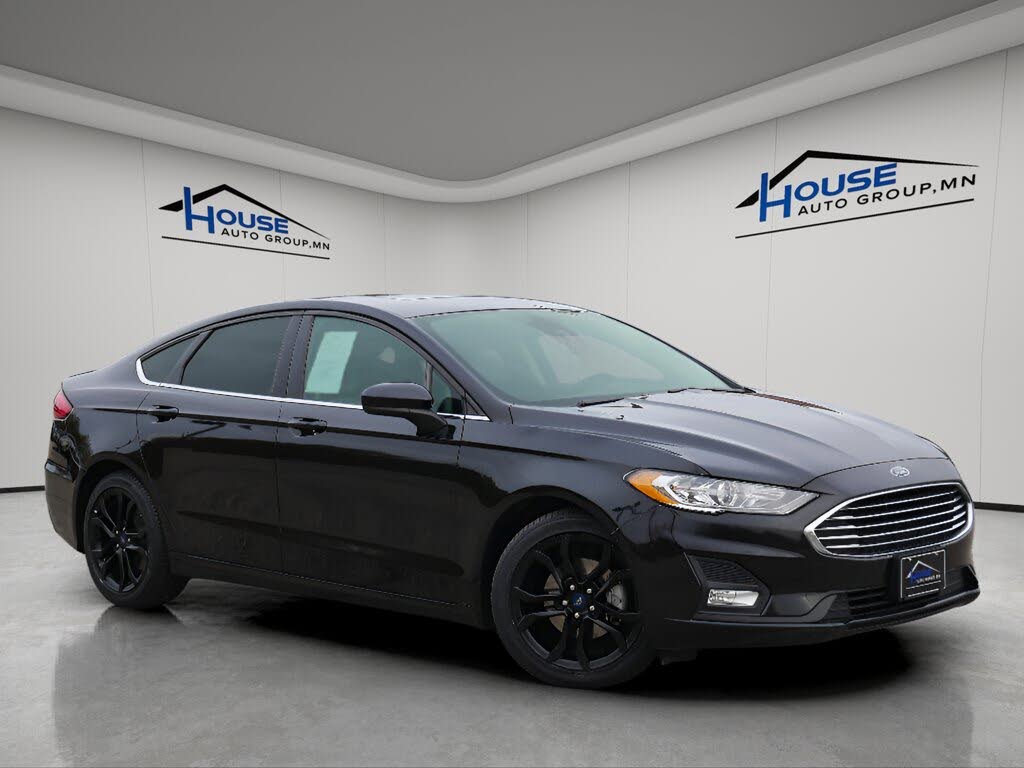 2020 Ford Fusion SE FWD
