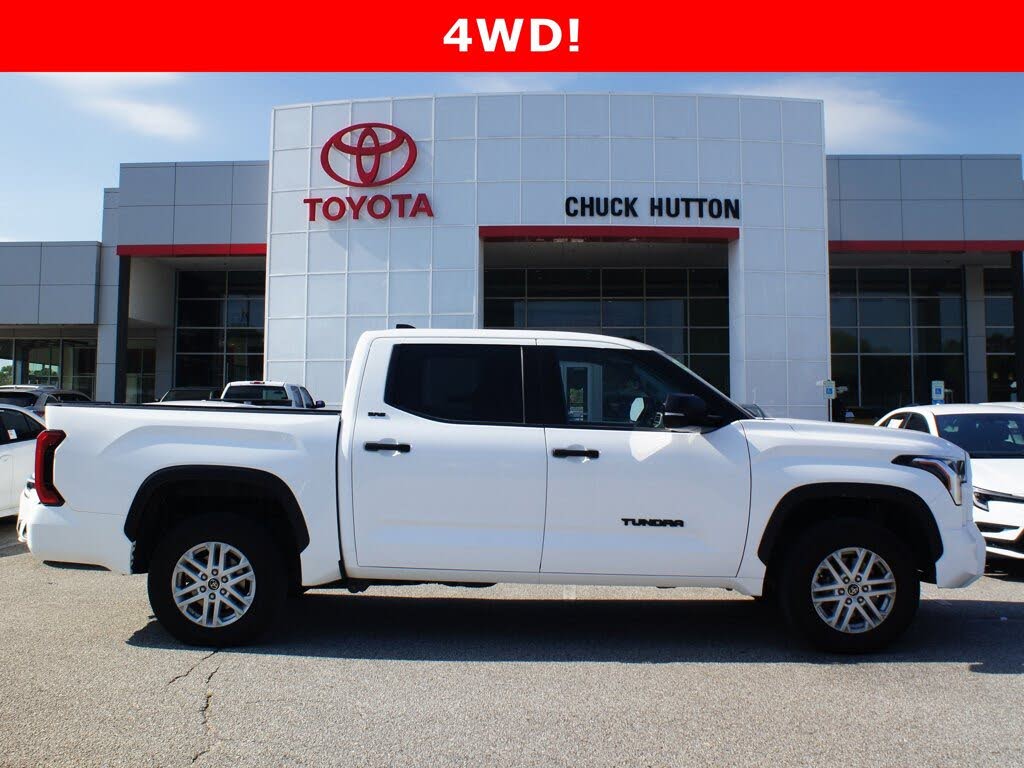 2022 Toyota Tundra SR5 CrewMax Cab 4WD