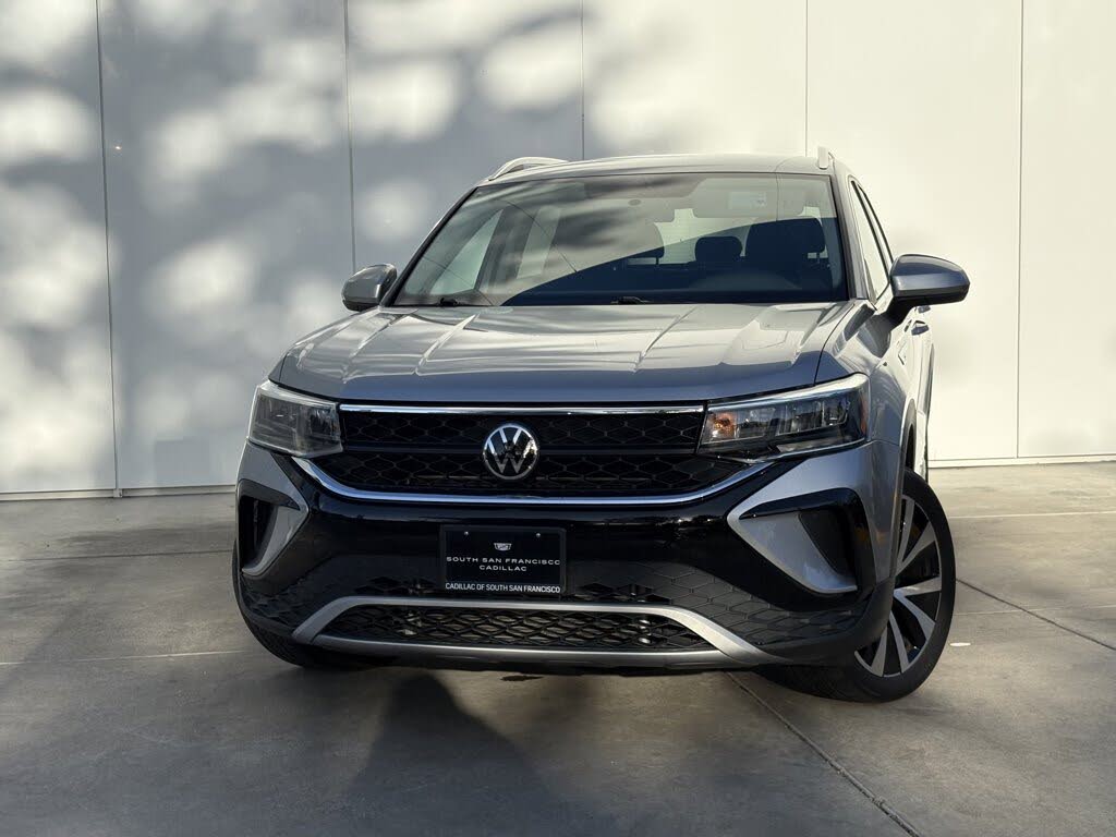 2022 Volkswagen Taos SE FWD