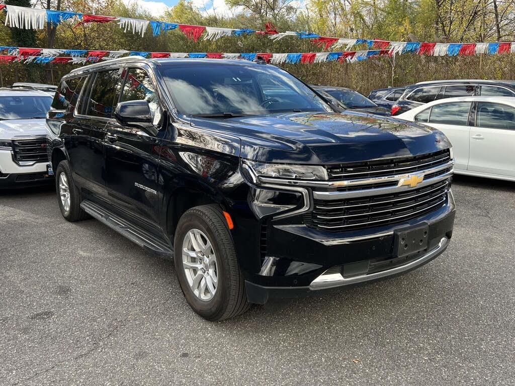 2024 Chevrolet Suburban LT 4WD
