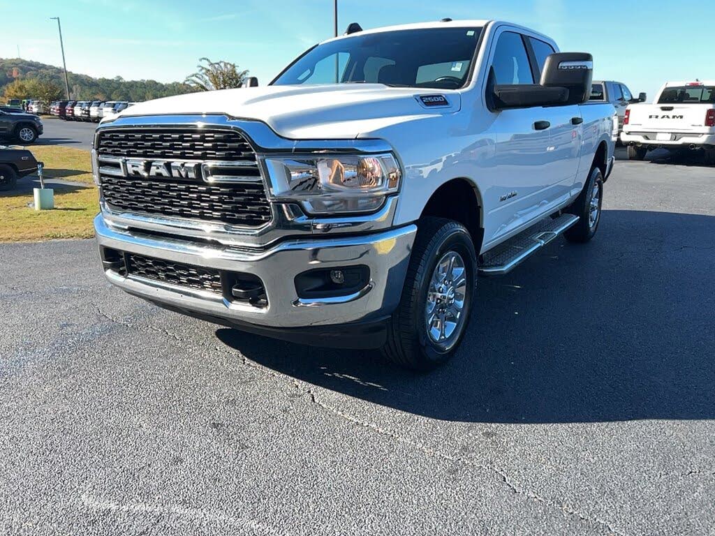 2024 RAM 2500 Big Horn Crew Cab 4WD