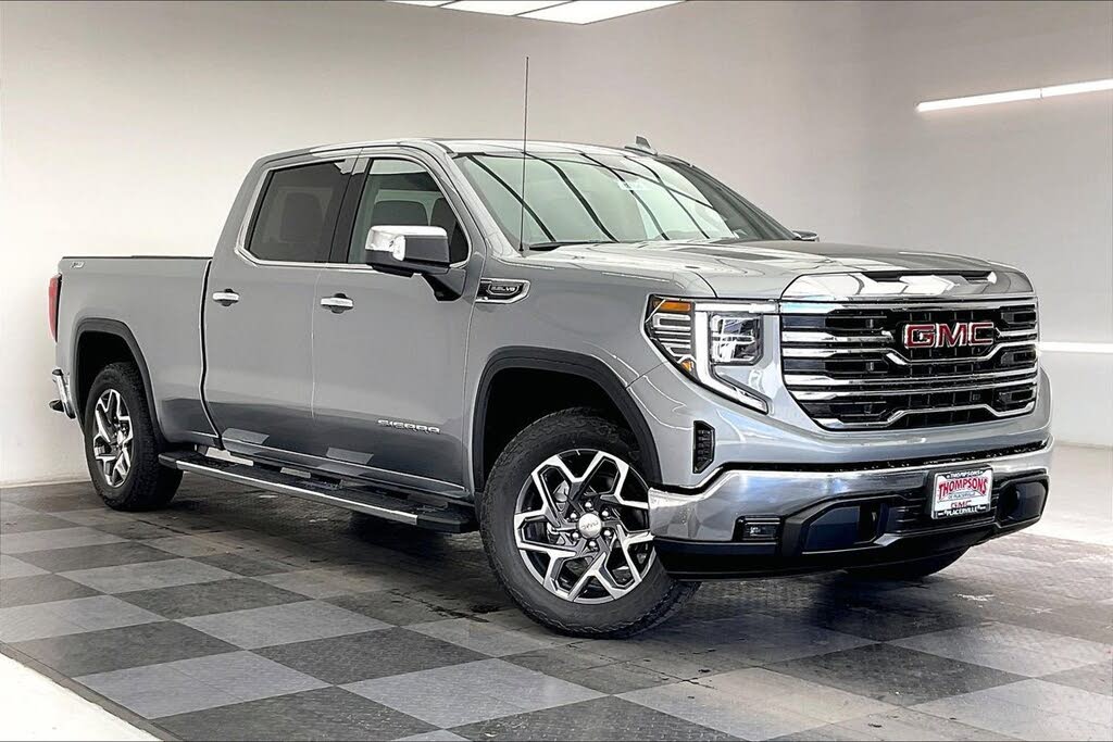2026 GMC Sierra 1500 SLT Crew Cab 4WD