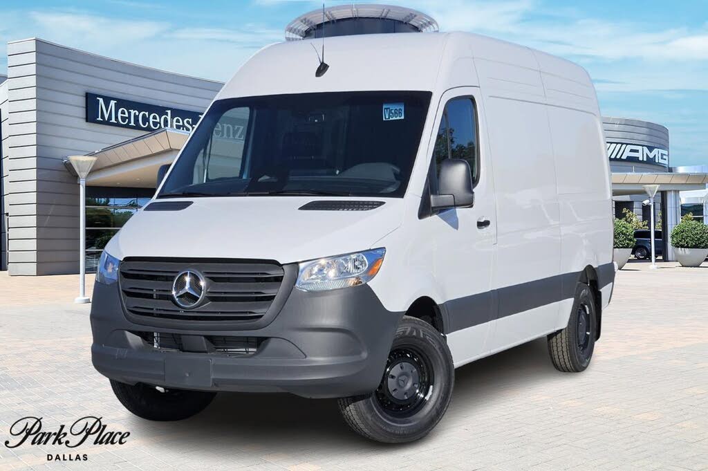 2026 Mercedes-Benz Sprinter Cargo 2500 144 RWD