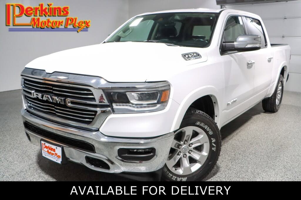 2022 RAM 1500 Laramie Crew Cab 4WD