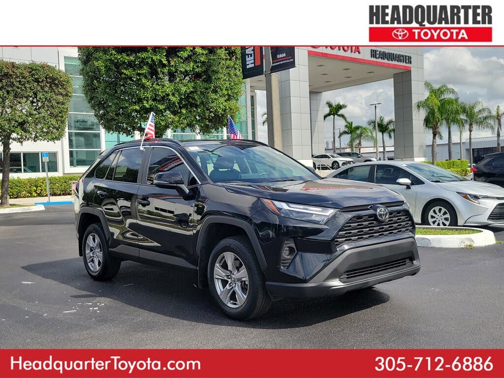 2024 Toyota RAV4 XLE FWD
