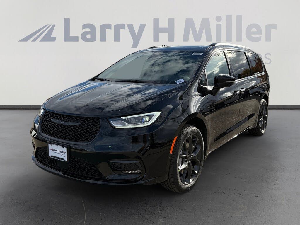 2026 Chrysler Pacifica Limited AWD