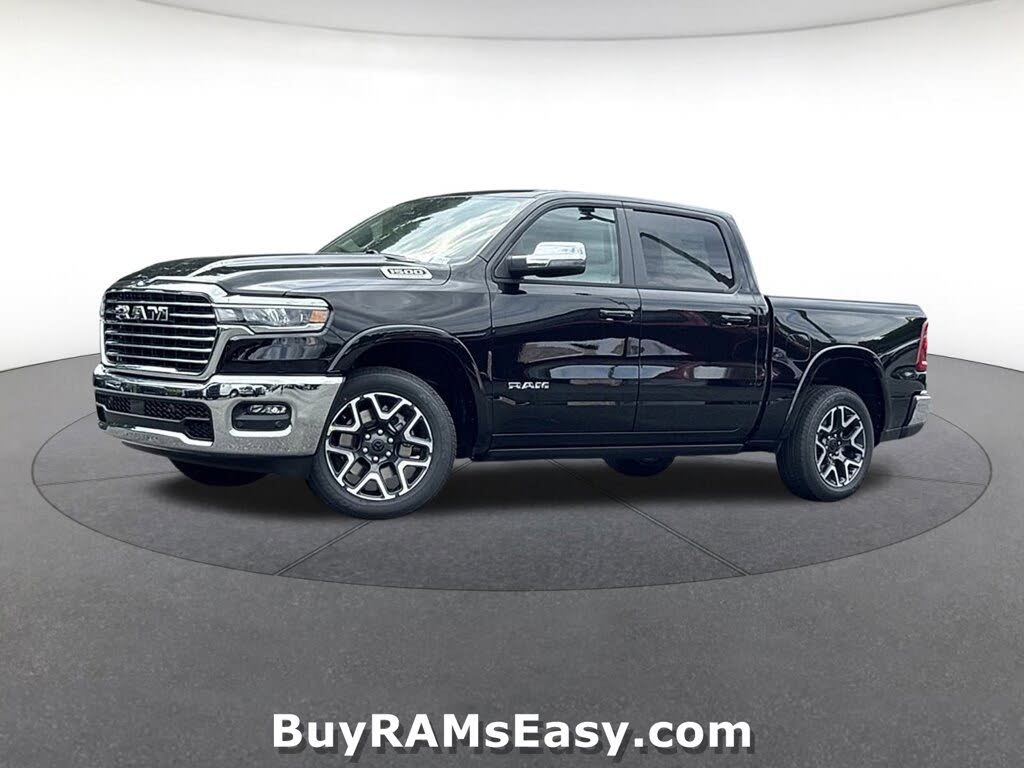 2026 RAM 1500 Laramie Crew Cab 4WD