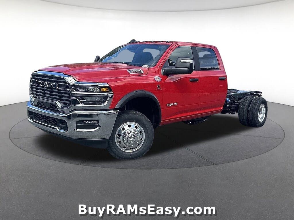 2026 RAM 3500 Chassis Big Horn Crew Cab LB DRW 4WD