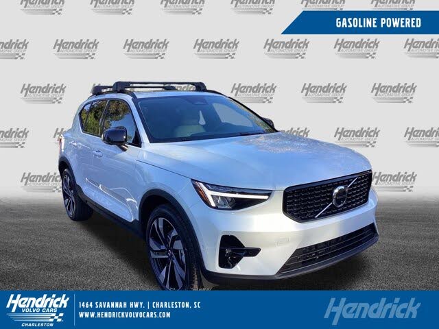 2026 Volvo XC40 B4 Plus FWD