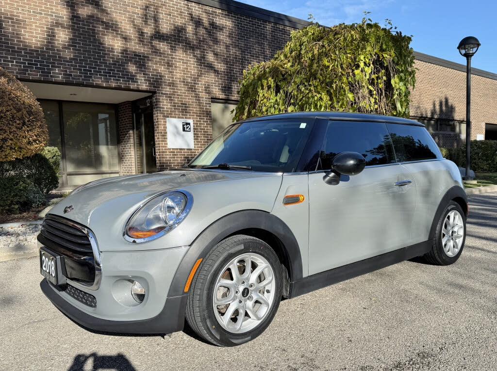 2018 MINI Cooper 3-Door Hatchback FWD