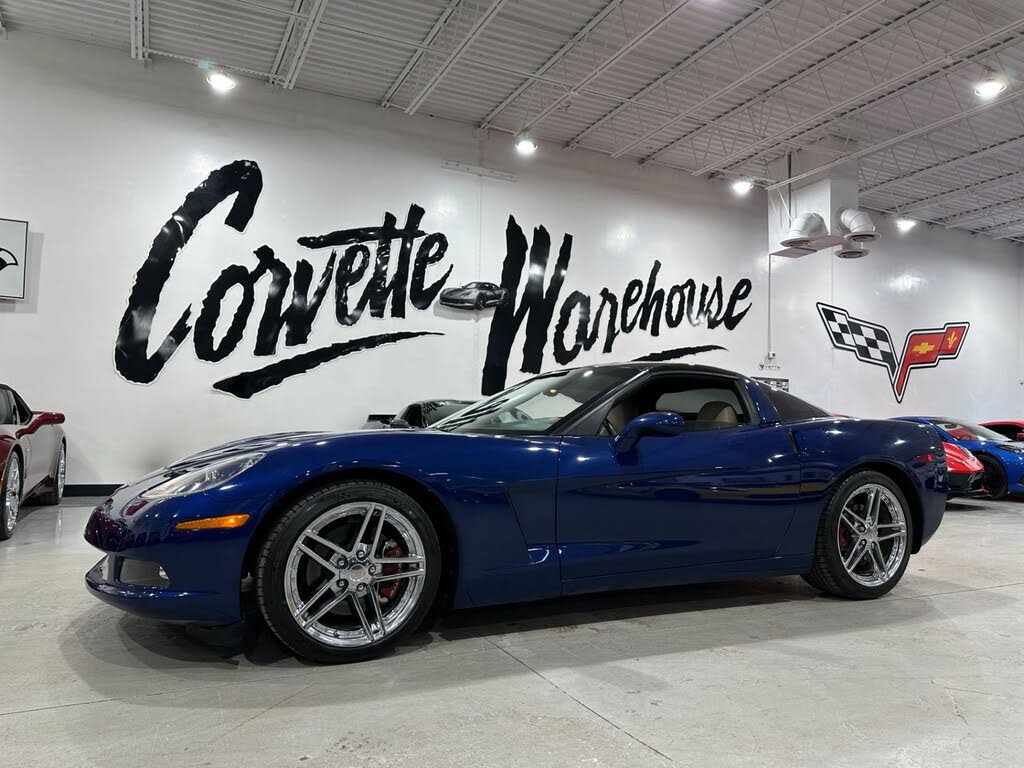 2005 Chevrolet Corvette Coupe RWD