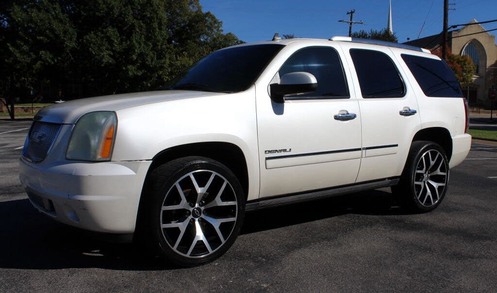 2011 GMC Yukon Denali AWD