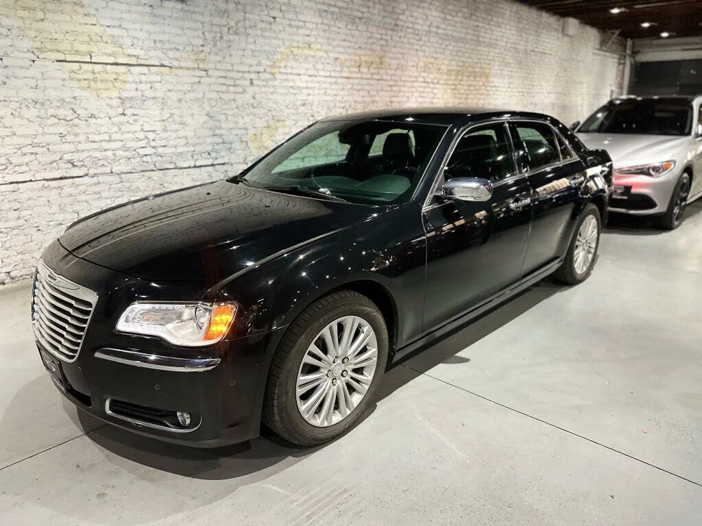 2013 Chrysler 300 C AWD