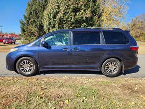 Toyota Sienna Limited Premium 7-Passenger FWD