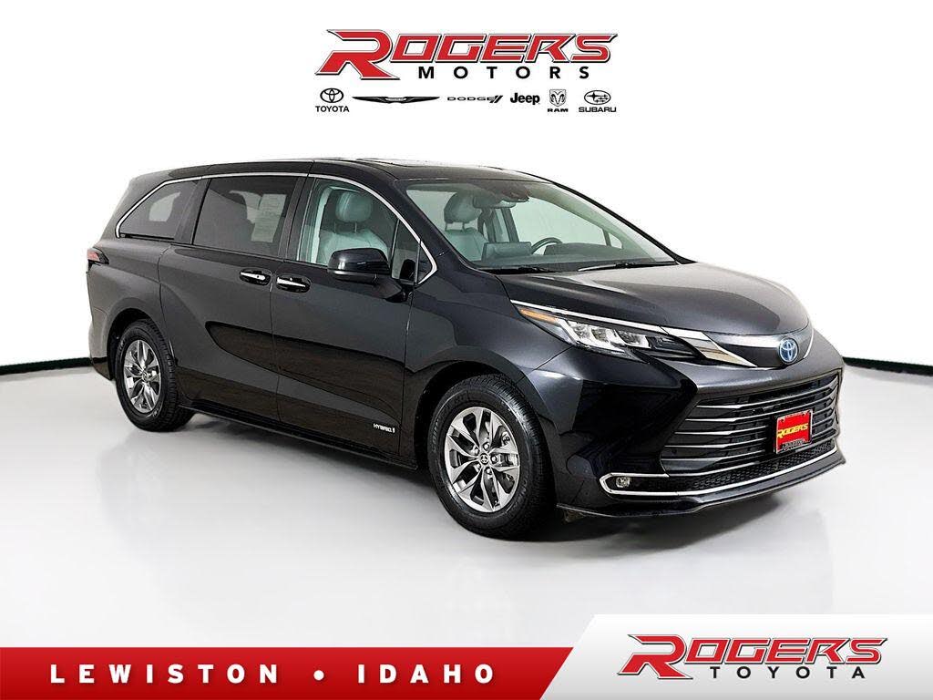 2021 Toyota Sienna XLE 7-Passenger AWD