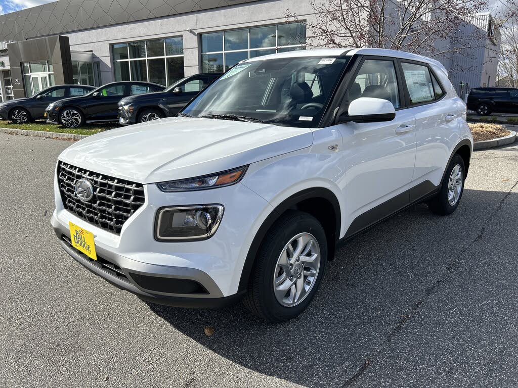 2026 Hyundai Venue SE FWD