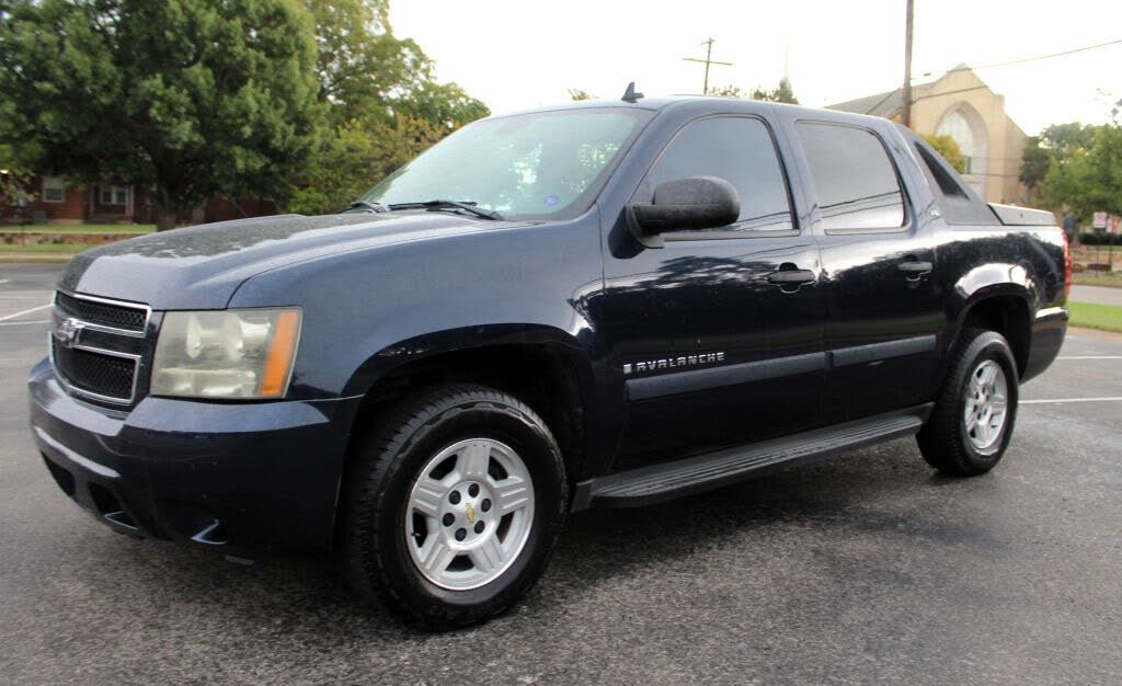 2007 Chevrolet Avalanche LS RWD