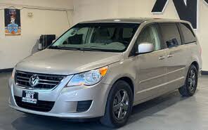 Volkswagen Routan SE