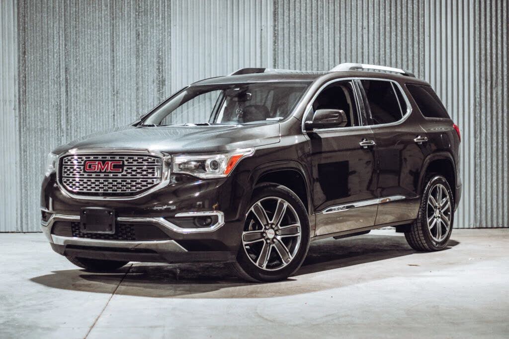 2017 GMC Acadia Denali FWD