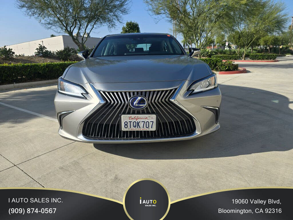 2020 Lexus ES Hybrid 300h FWD