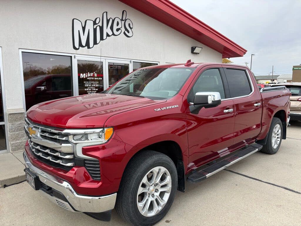 2022 Chevrolet Silverado 1500 LTZ Crew Cab 4WD
