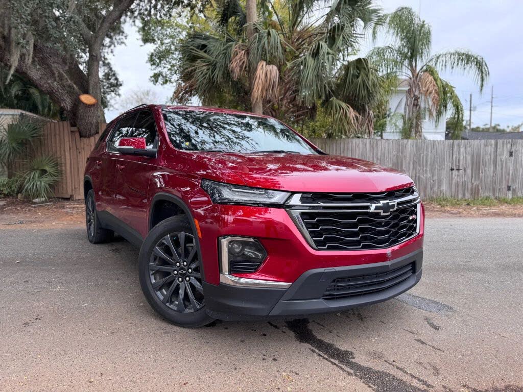 2023 Chevrolet Traverse RS FWD