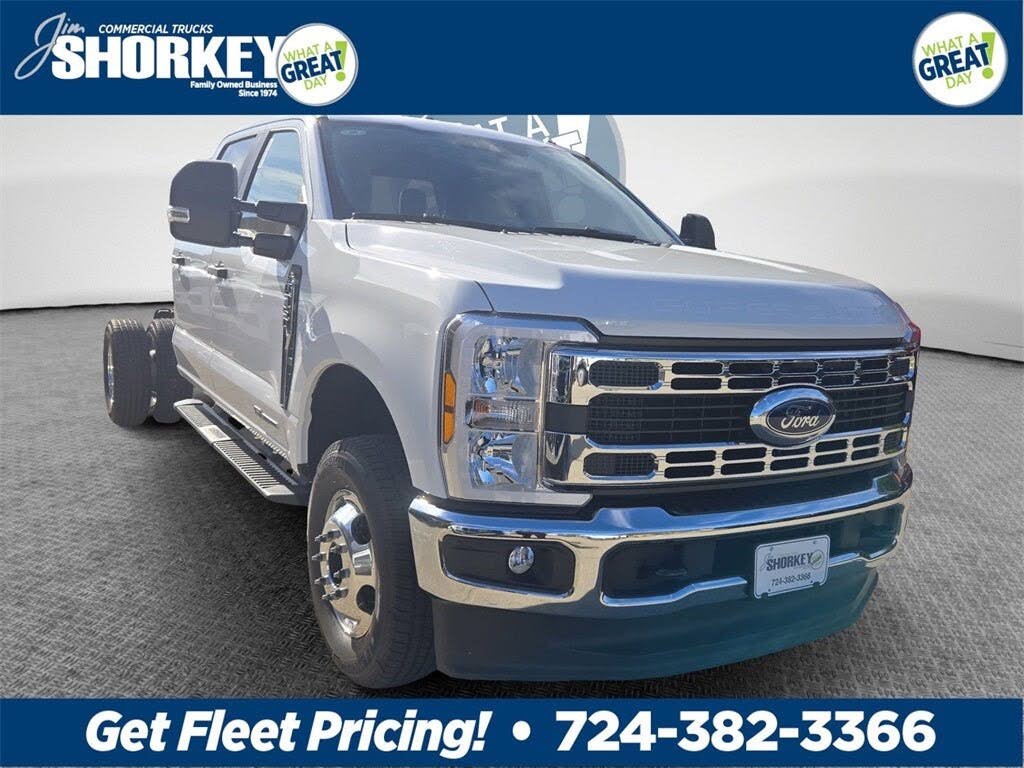 2026 Ford F-350 Super Duty Chassis XL Crew Cab DRW 4WD