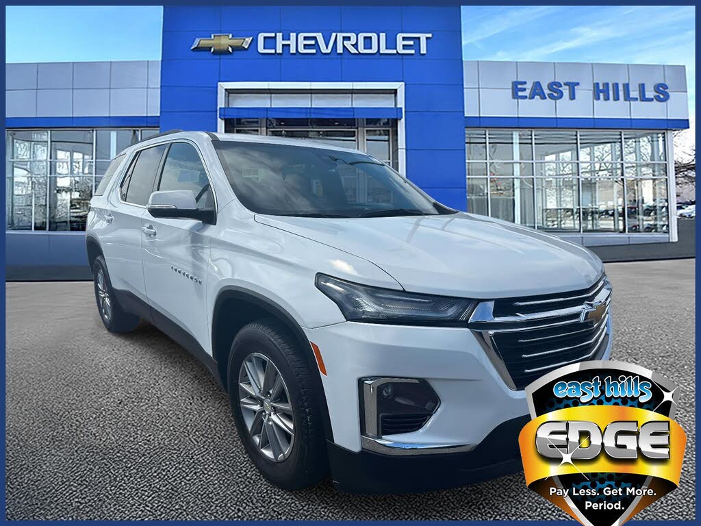 2023 Chevrolet Traverse LT Cloth FWD