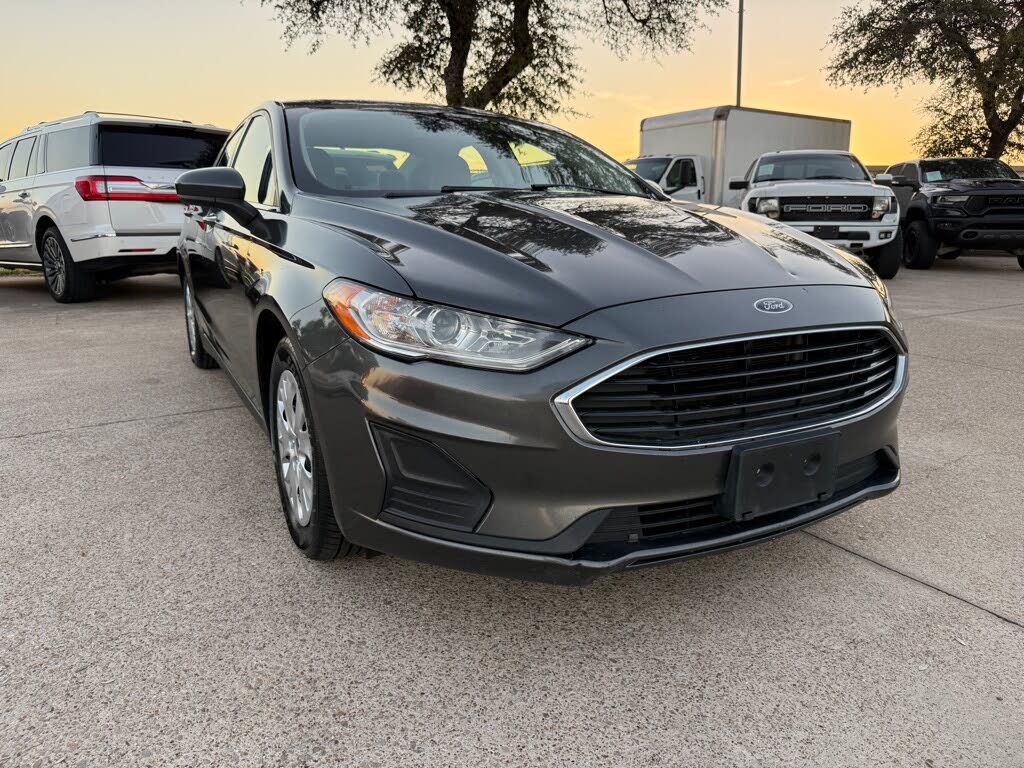2020 Ford Fusion S FWD