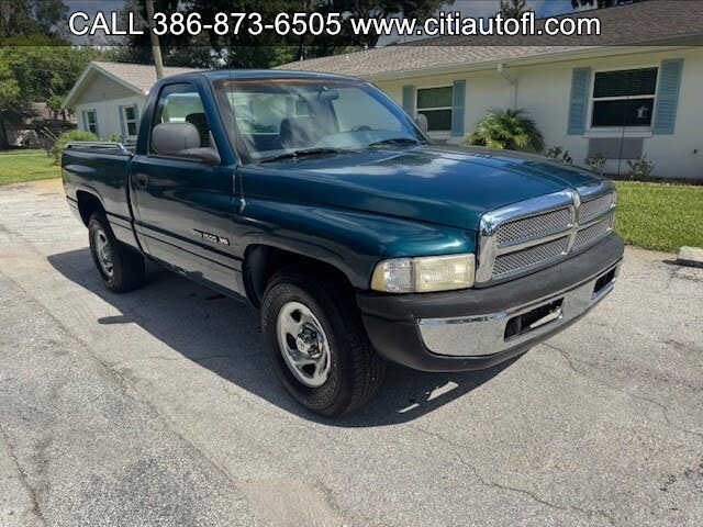 1999 Dodge RAM 1500 ST RWD