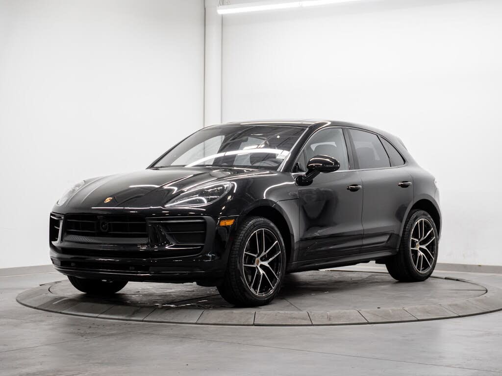 2023 Porsche Macan AWD