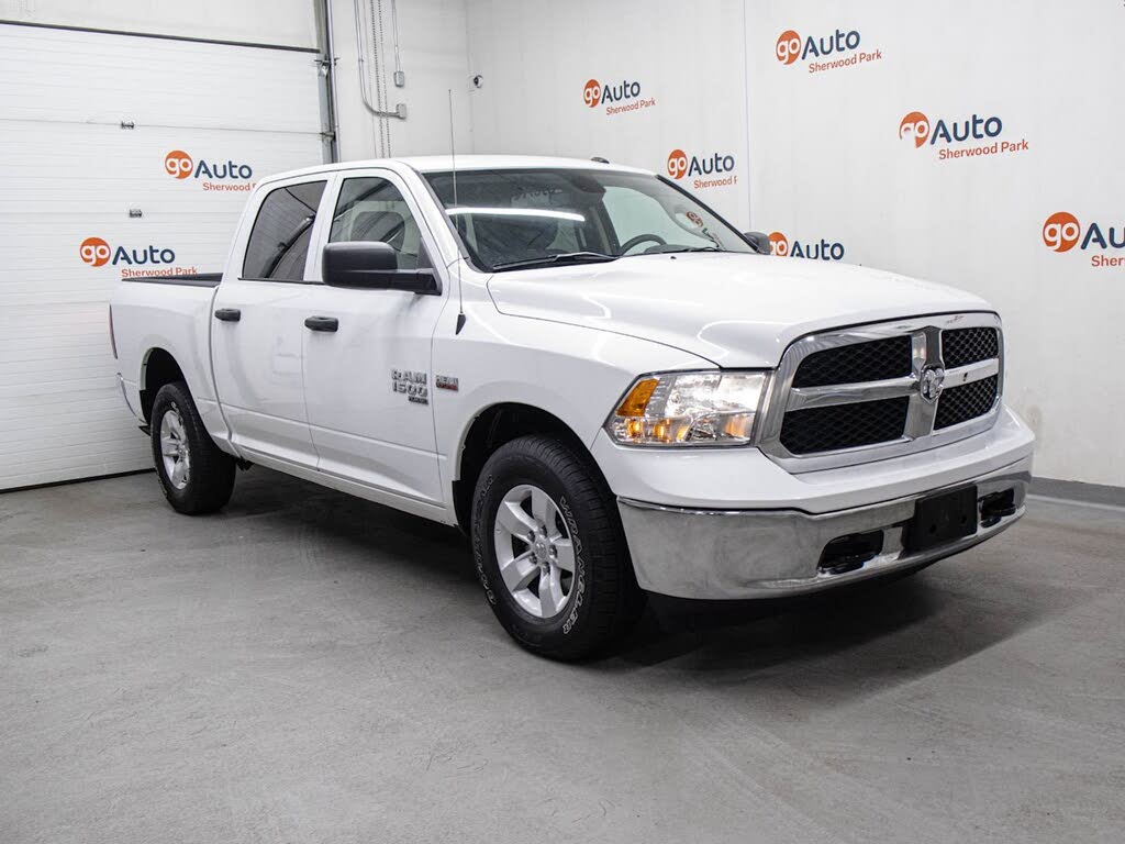 2023 RAM 1500 Classic SLT Crew Cab 4WD