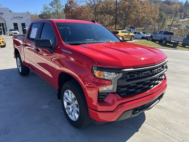 2025 Chevrolet Silverado 1500 Custom Crew Cab 4WD