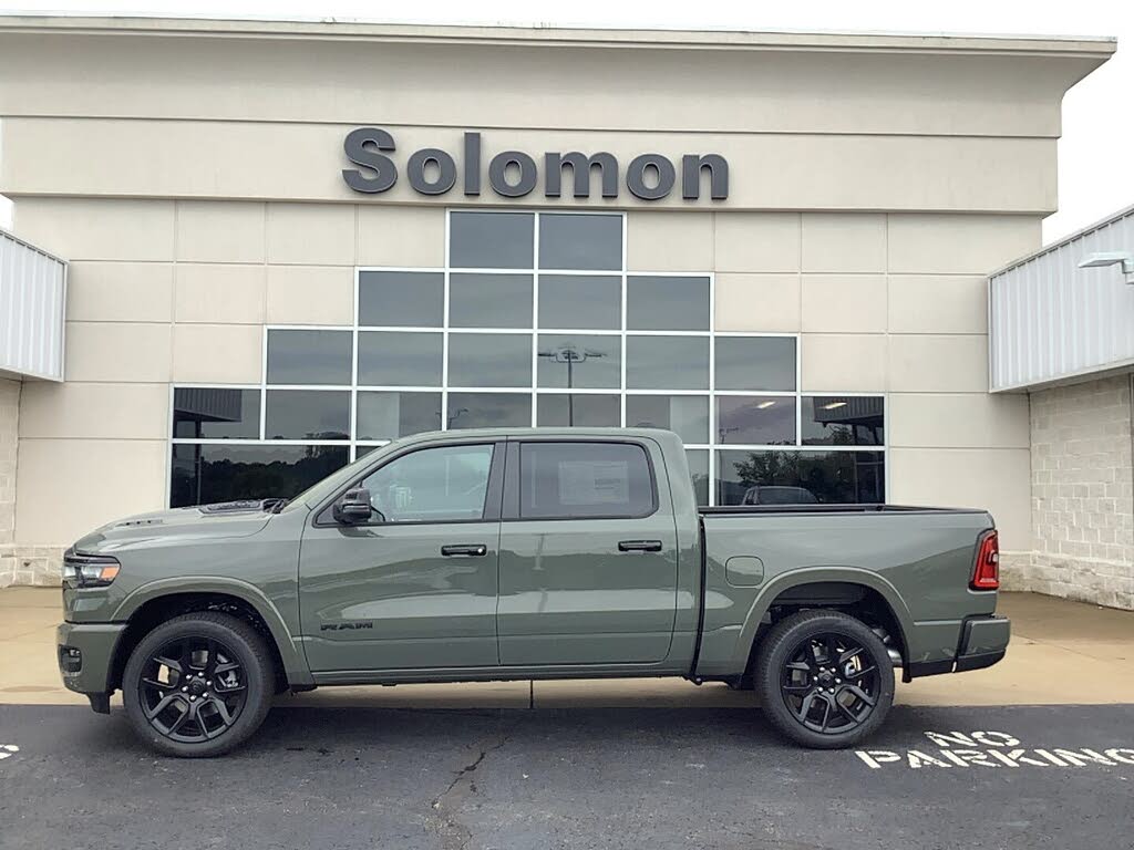 2026 RAM 1500 Laramie Crew Cab 4WD