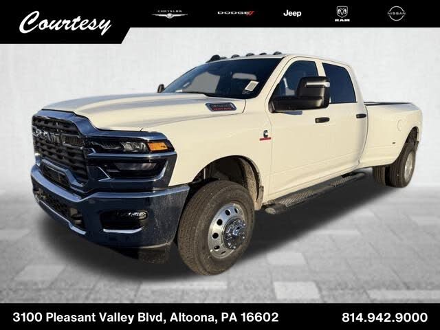 2026 RAM 3500 Tradesman Crew Cab LB DRW 4WD