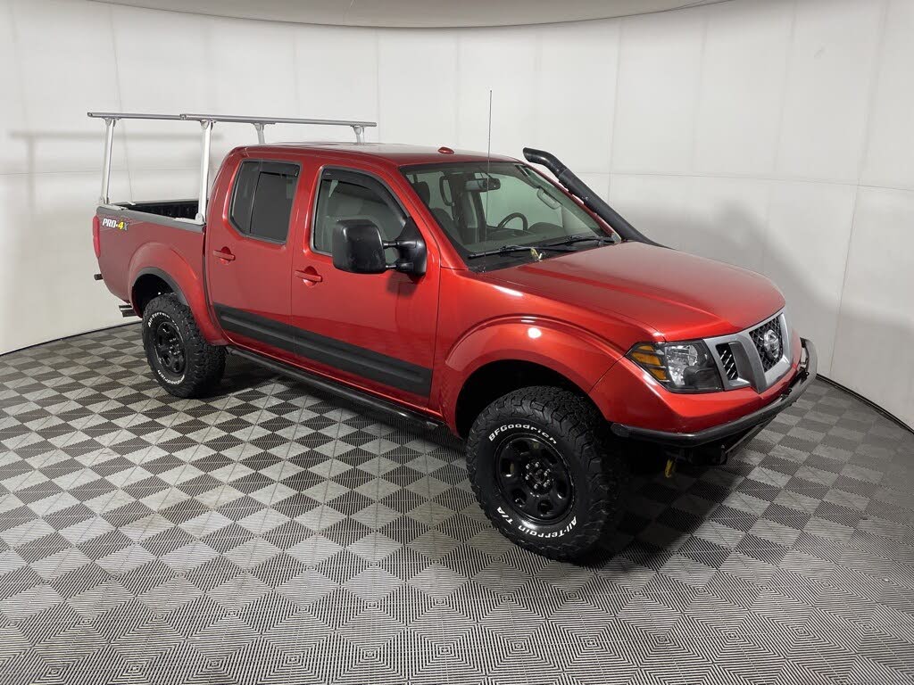 2015 Nissan Frontier PRO-4X Crew Cab 4WD